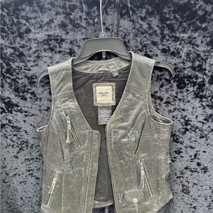 Stylish Gray Leather Vest
